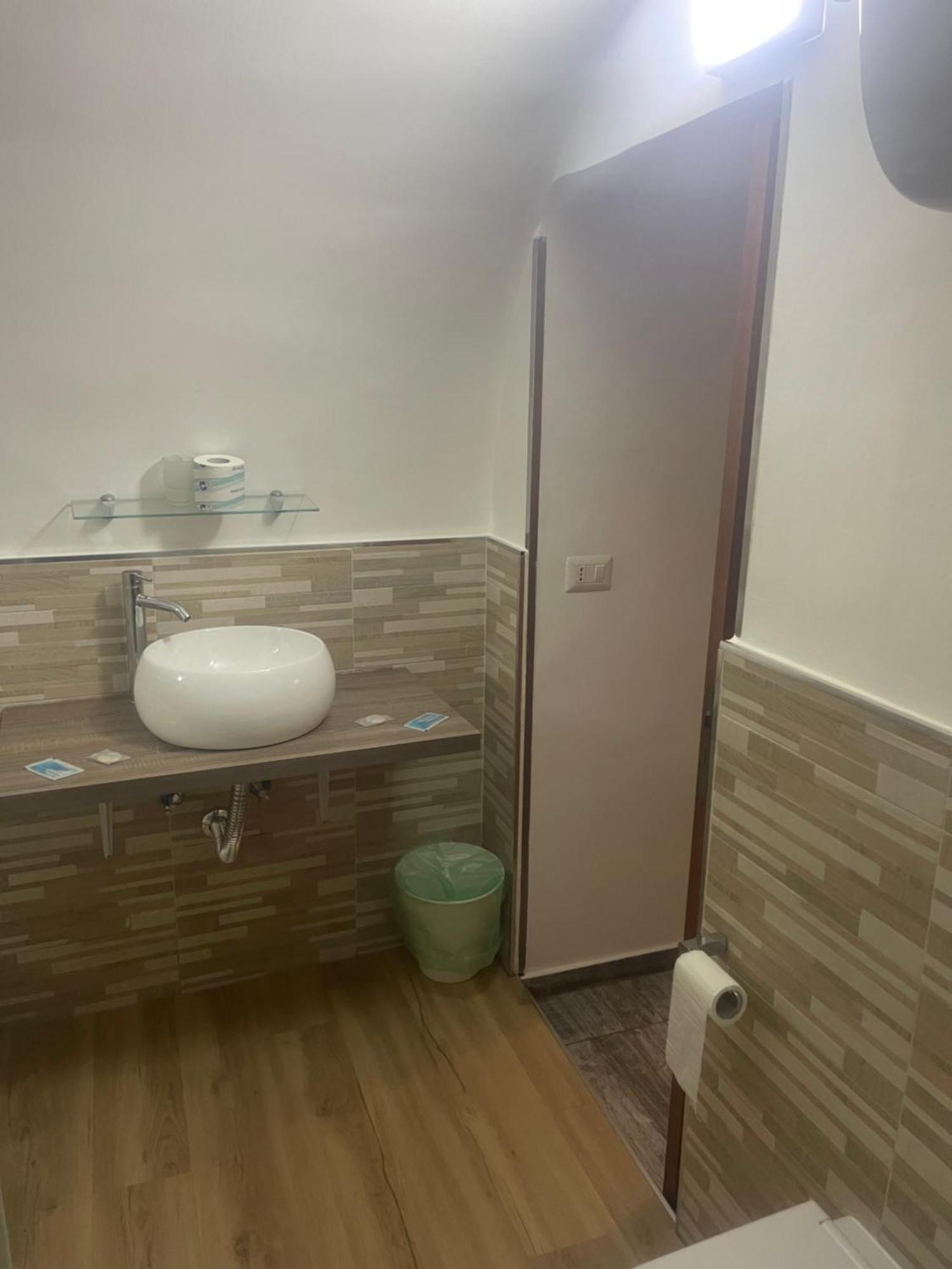 נאפולי B&B Chez Moi מראה חיצוני תמונה