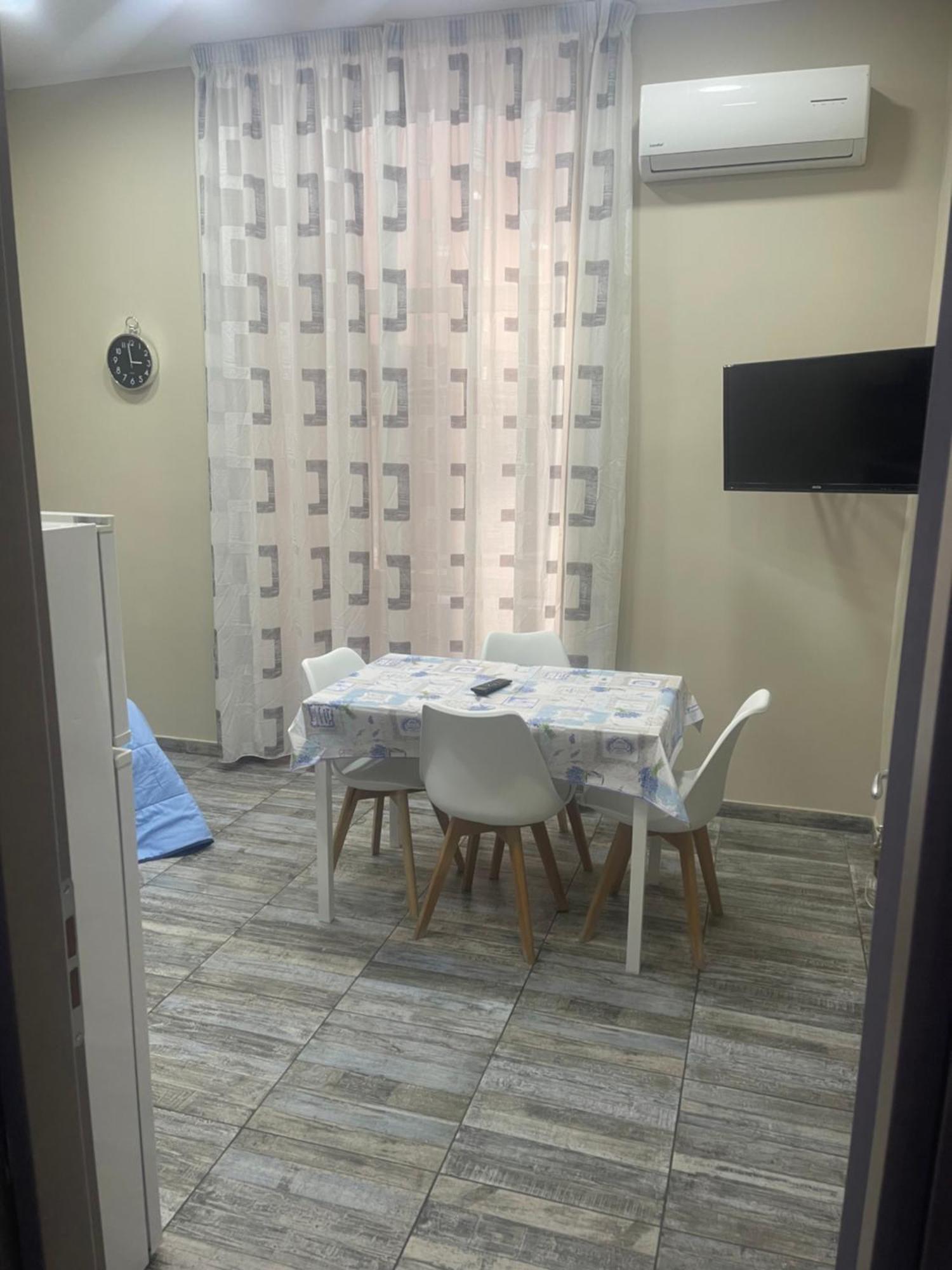 נאפולי B&B Chez Moi מראה חיצוני תמונה