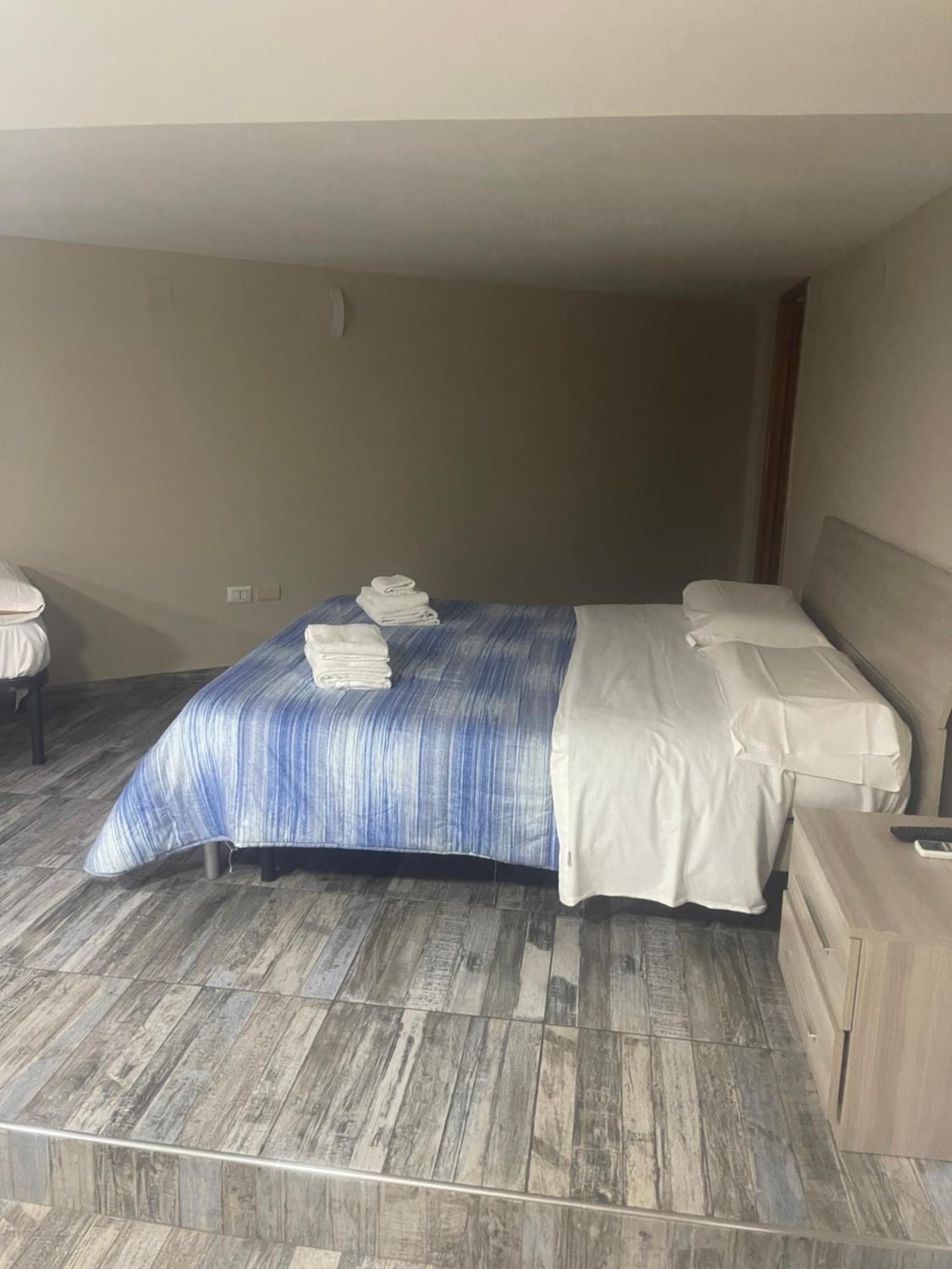נאפולי B&B Chez Moi מראה חיצוני תמונה