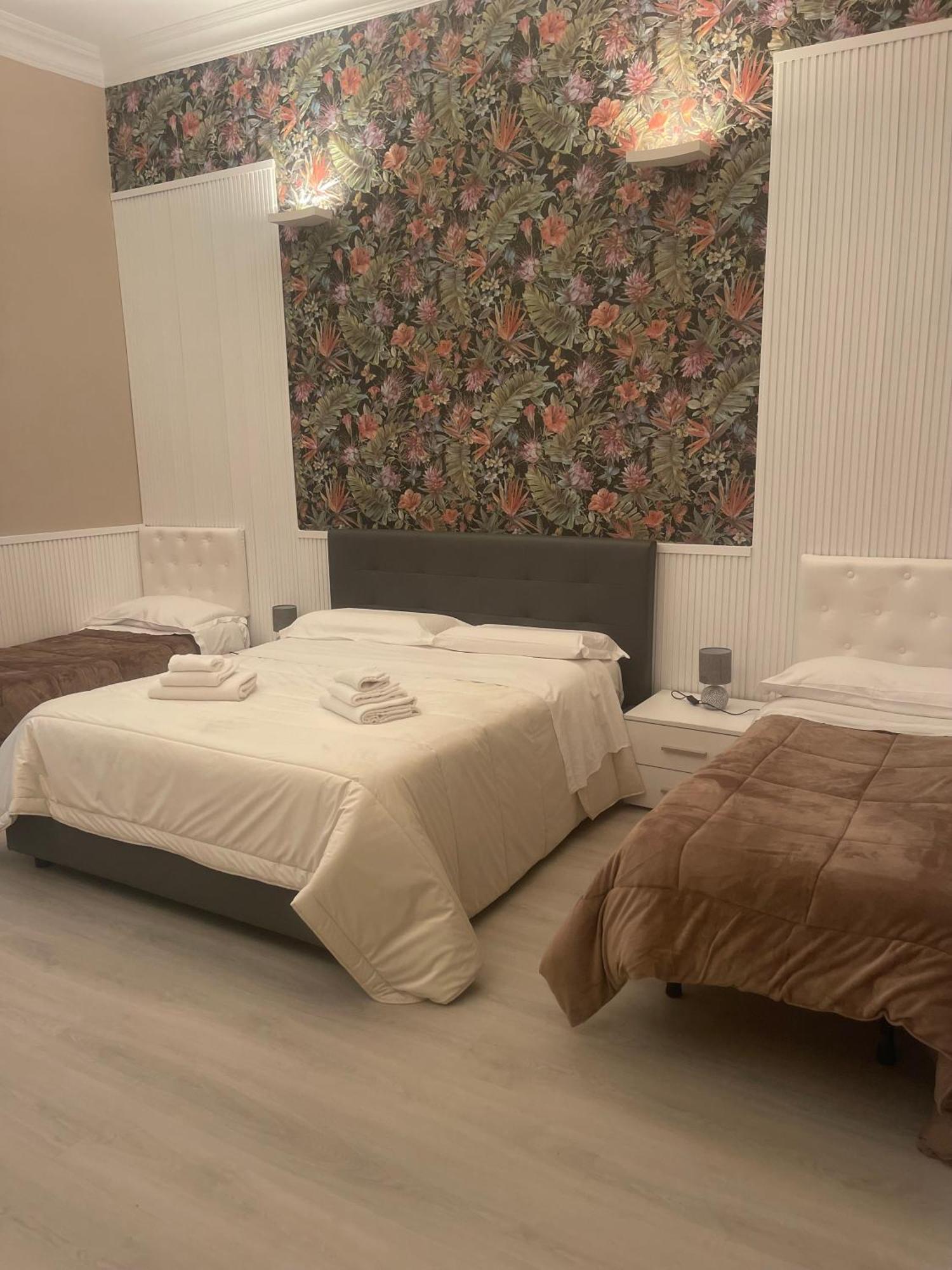 נאפולי B&B Chez Moi מראה חיצוני תמונה